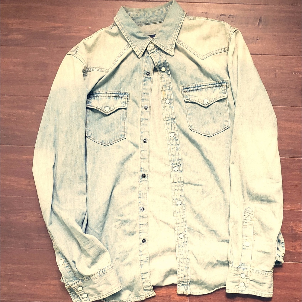 American Eagle Men's  Denim casual shirt
